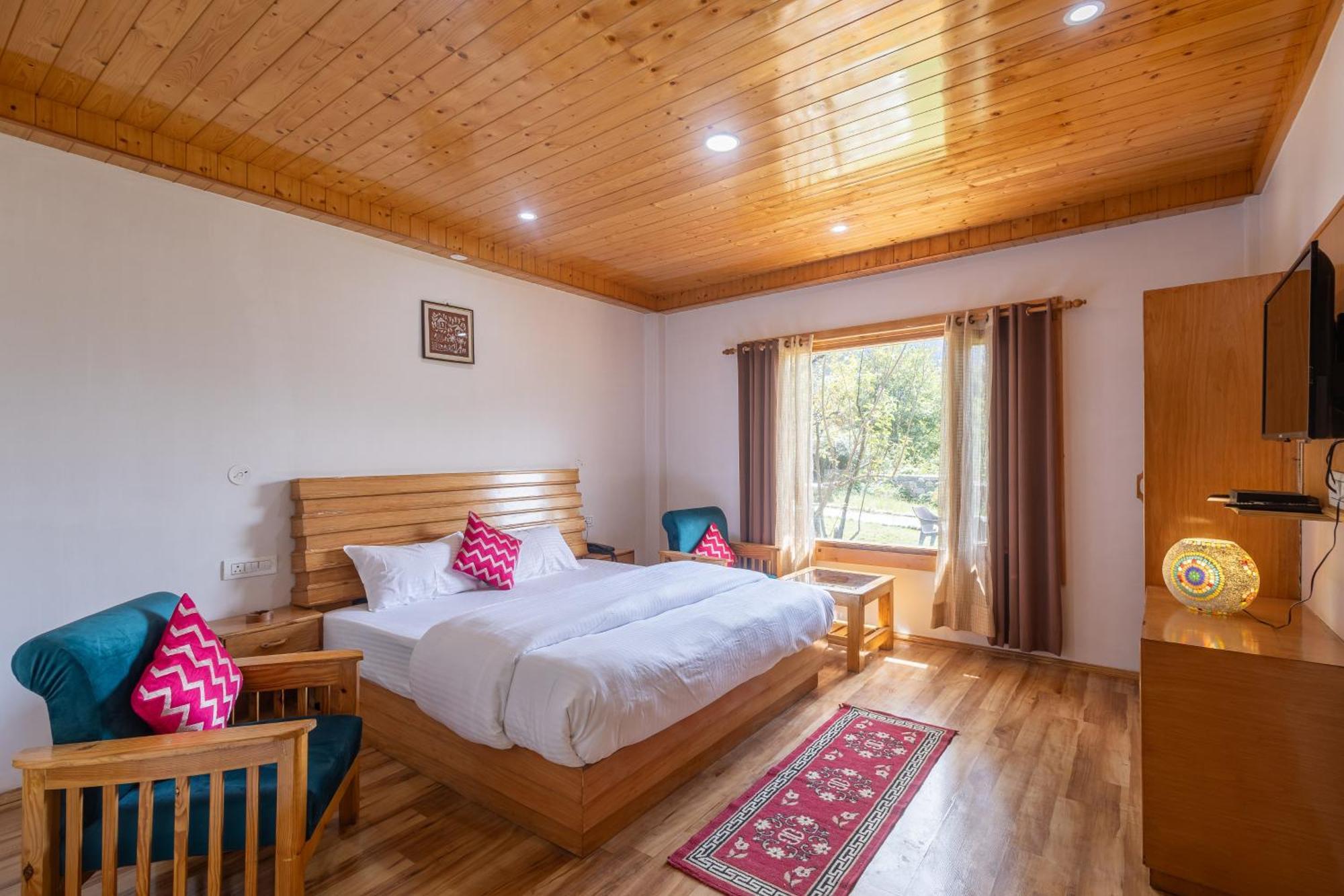 Aroha Residency- A Countryside Resort Manāli エクステリア 写真