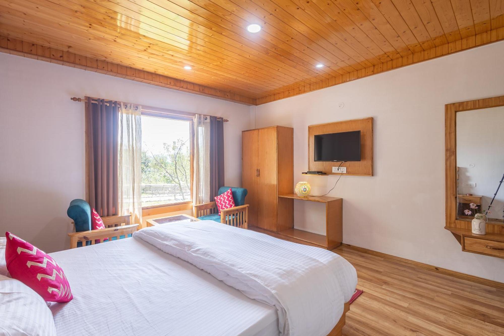 Aroha Residency- A Countryside Resort Manāli エクステリア 写真