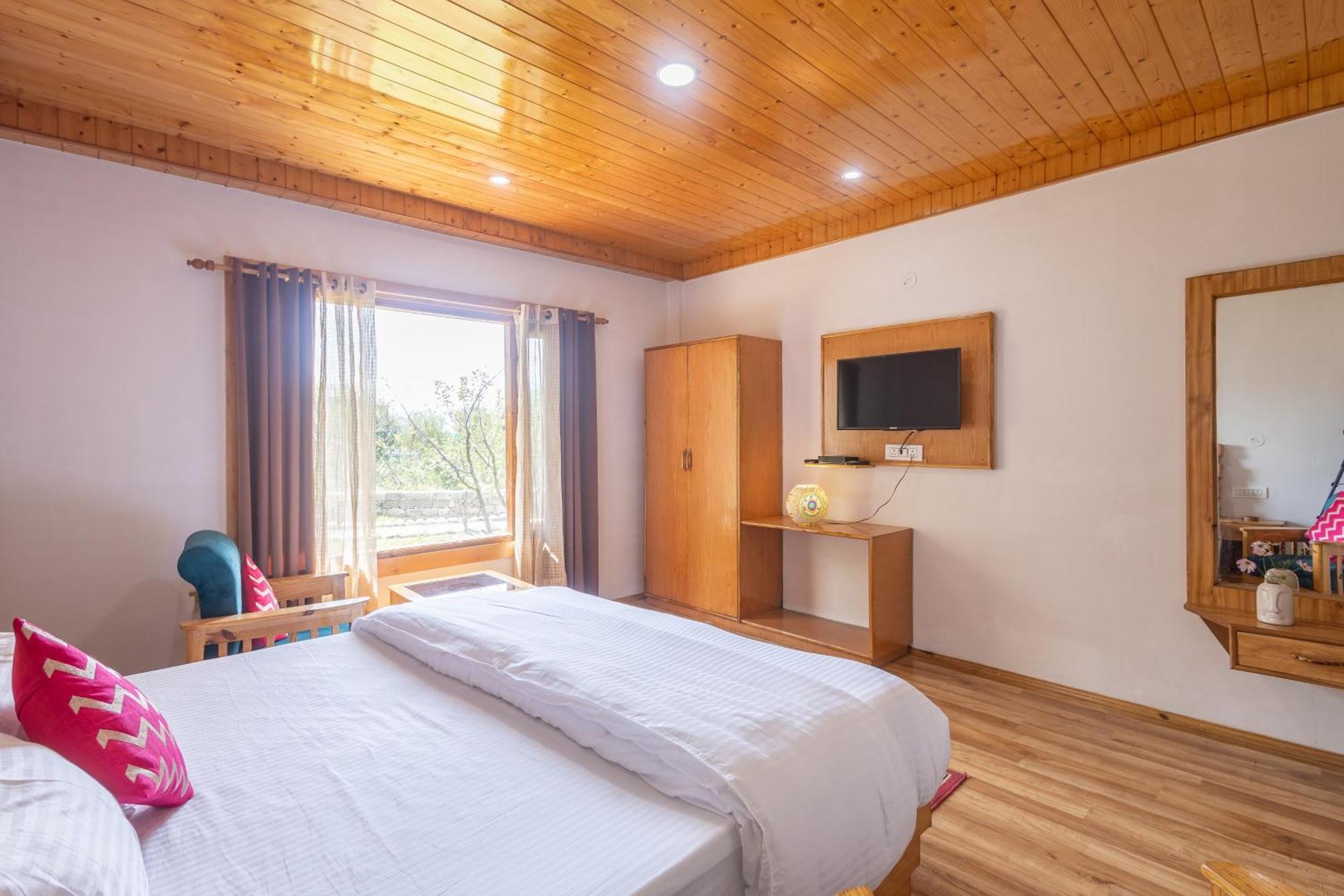 Aroha Residency- A Countryside Resort Manāli エクステリア 写真
