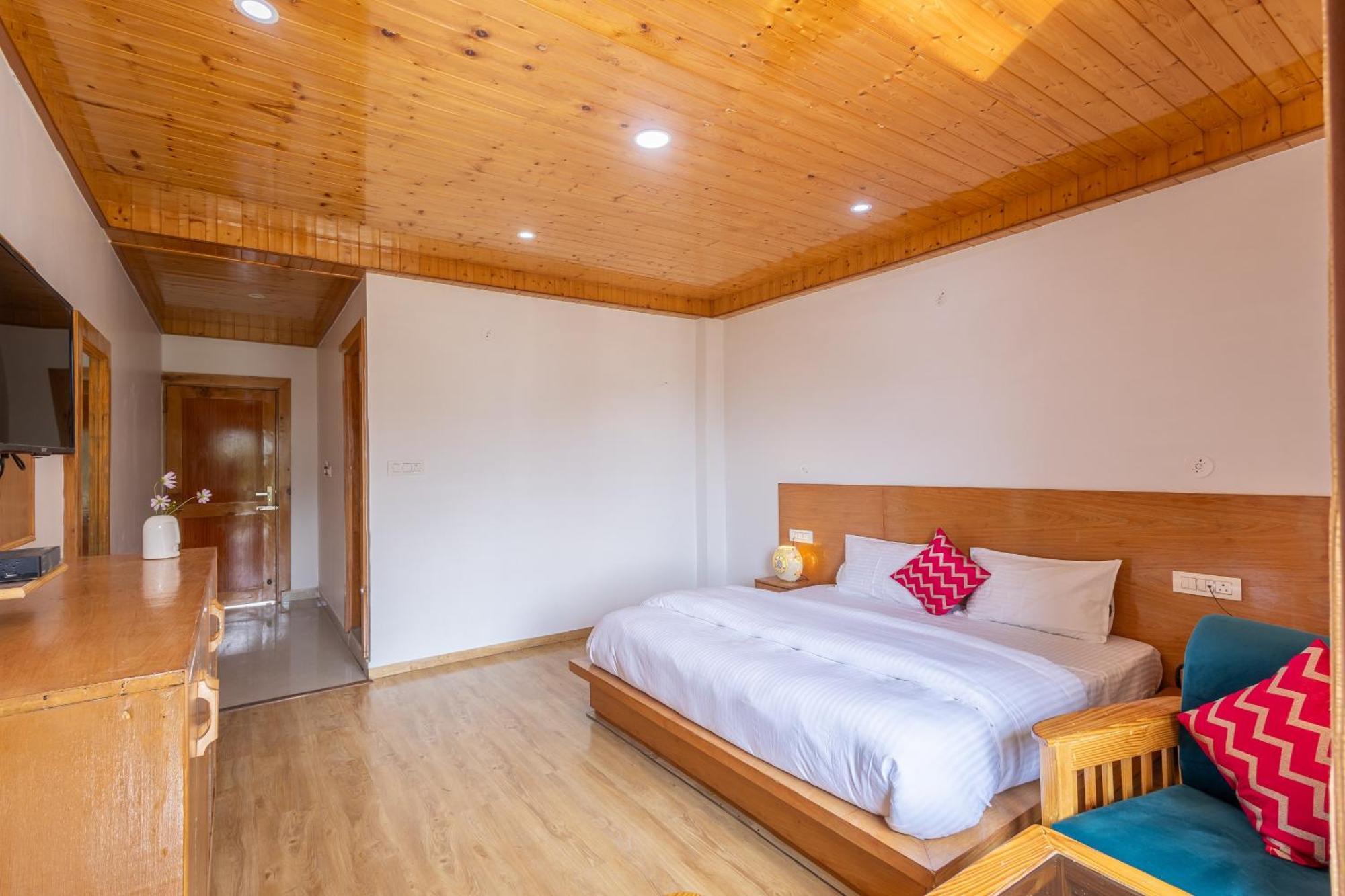 Aroha Residency- A Countryside Resort Manāli エクステリア 写真